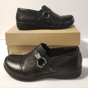 Clarks Women's Cheyn Fame Black Leather Slip-On Comfort Loafers Size 8